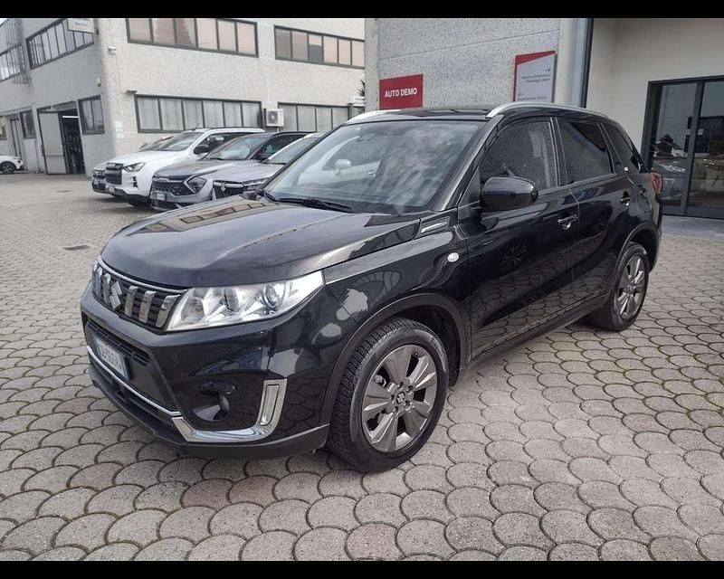 Usata Suzuki Vitara Cool 111 CV (81 kW) 2020 Nero SUV