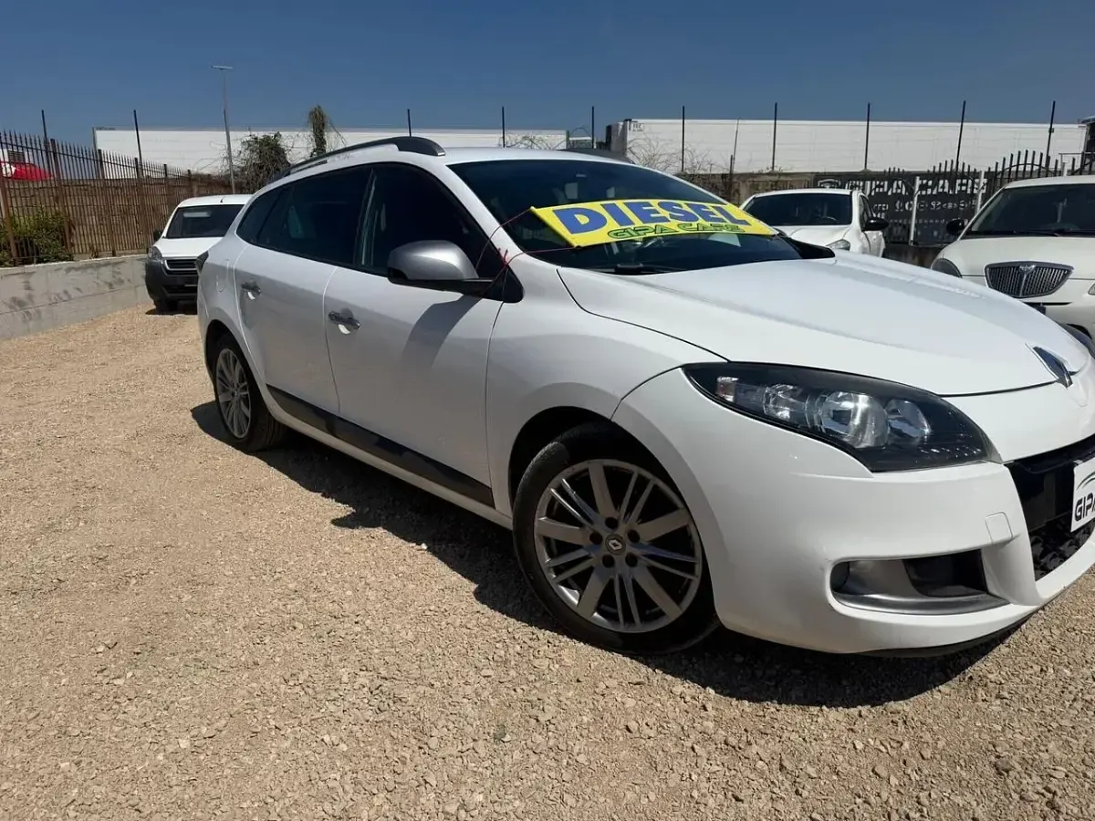 Usata Renault Mégane GT Line GT-Line 130 CV (95 kW) 2011 Bianco Station wagon