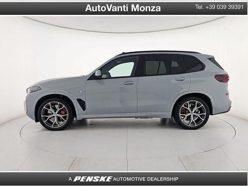 Usata BMW X5 M Sport 489 CV (359 kW) 2025 Grigio SUV