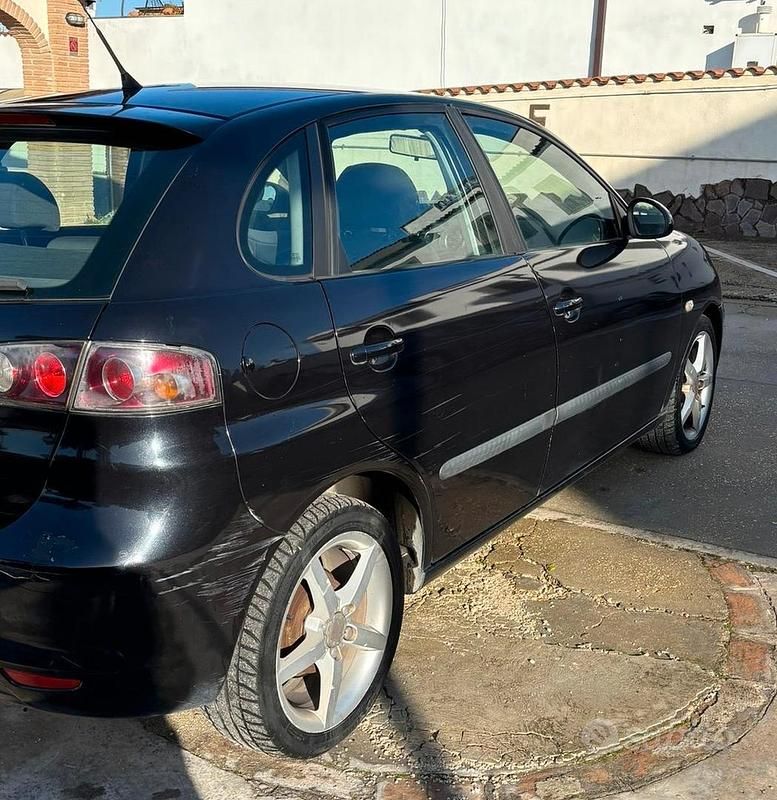 Usata Seat Ibiza Reference 64 CV (47 kW) 2006 Nero Utilitaria