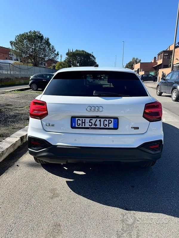 Usata Audi Q2 Admired 150 CV (110 kW) 2021 Bianco SUV