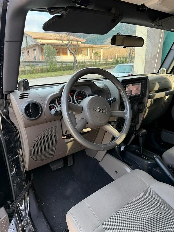 Usata Jeep Wrangler Rubicon 2008 Nero SUV