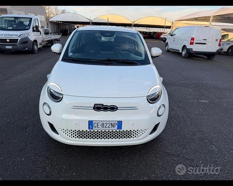 Usata Fiat 500e 2021 Bianco Monovolume