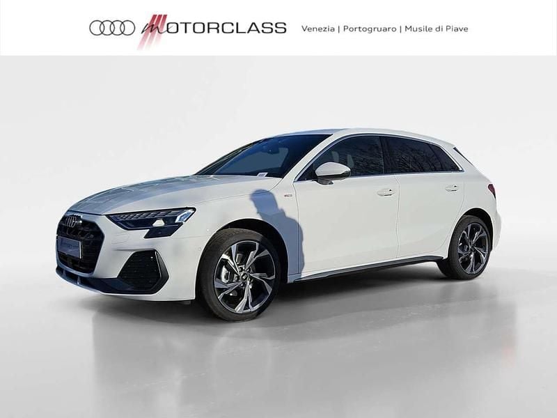 Bianco arkona Nuova 2025 Audi A3 S-Line Tre volumi | 36.900 € (Buon prezzo) - Immagine 1/4