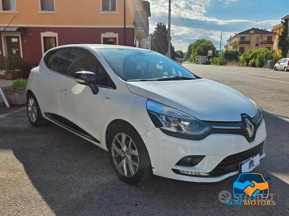 Usata Renault Clio IV 90 CV (66 kW) 2018 Bianco Berlina