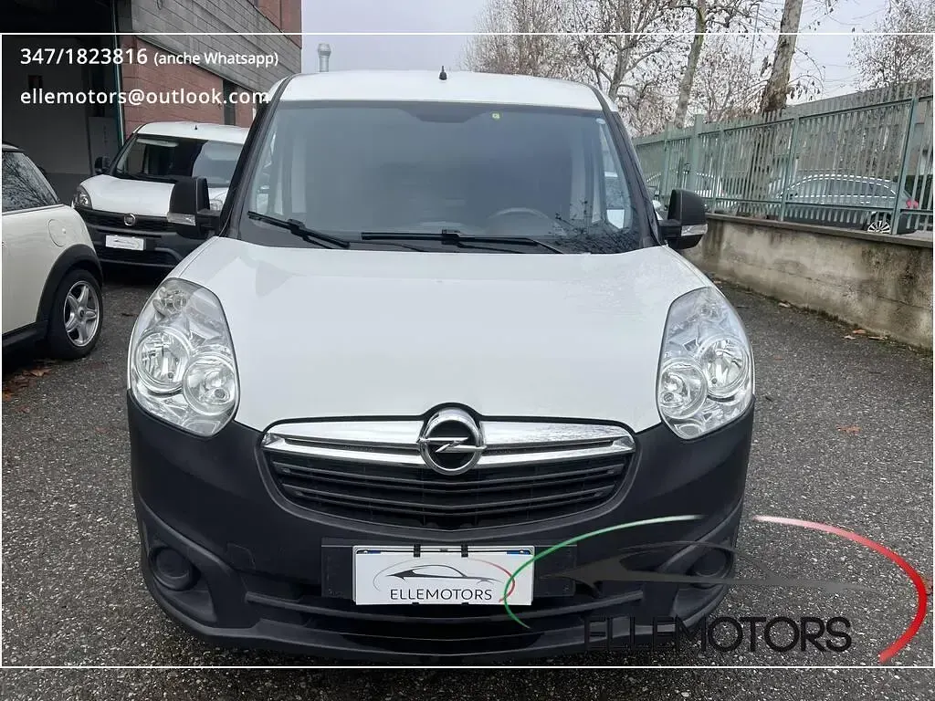 Begagnad Opel Combo 95 HK (69 kW) 2017 Vit Minibuss