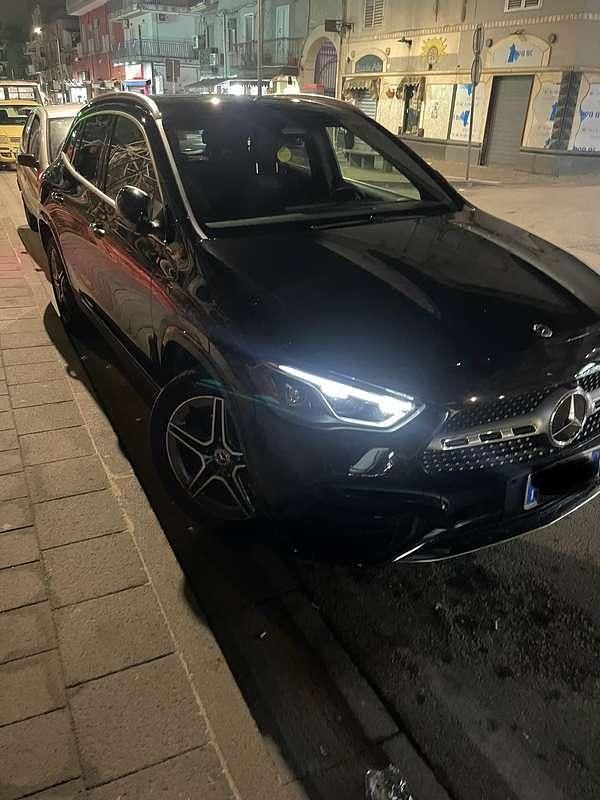 Usata 2024 Mercedes GLA250 Advanced Plus SUV | 40.999 € (Ottimo prezzo) - Immagine 1/4