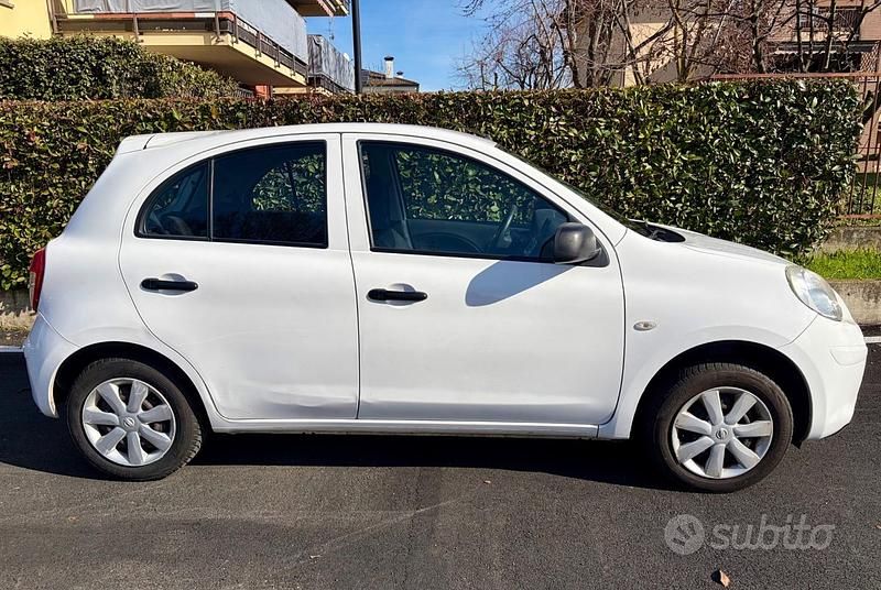 Usata Nissan Micra Acenta 80 CV (58 kW) 2012 Bianco Utilitaria