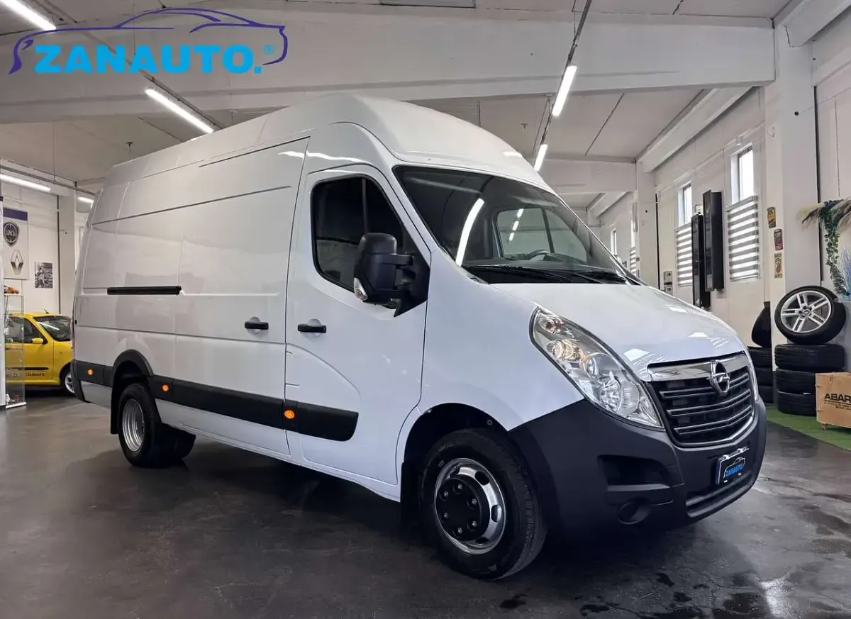 Usata Opel Movano 163 CV (119 kW) 2018 Bianco Monovolume
