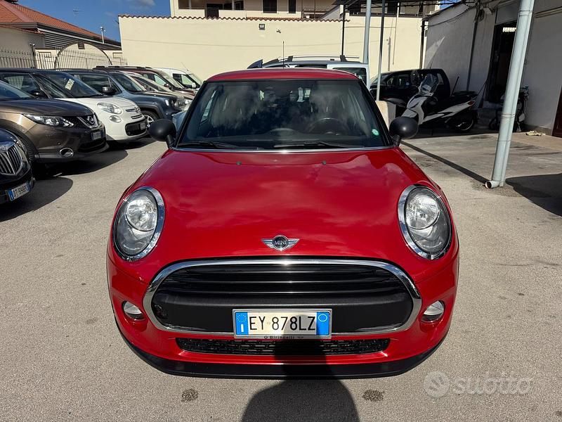 Marrone Usata 2015 Mini ONE Due volumi | 7900 € (Ottimo prezzo) - Immagine 1/4