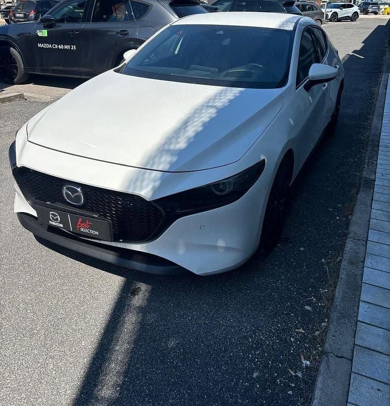 Usata Mazda 3 Exclusive 186 CV (136 kW) 2021 Bianco Berlina