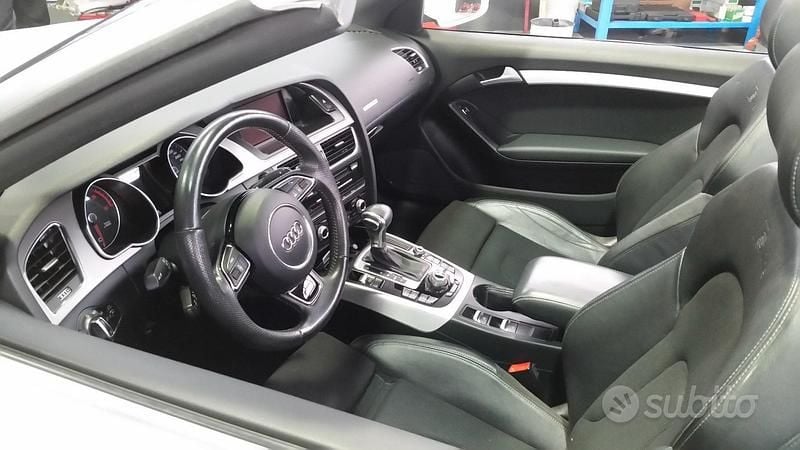 Usata Audi A5 Cabriolet S-Line 177 CV (130 kW) 2012 Bianco Cabrio
