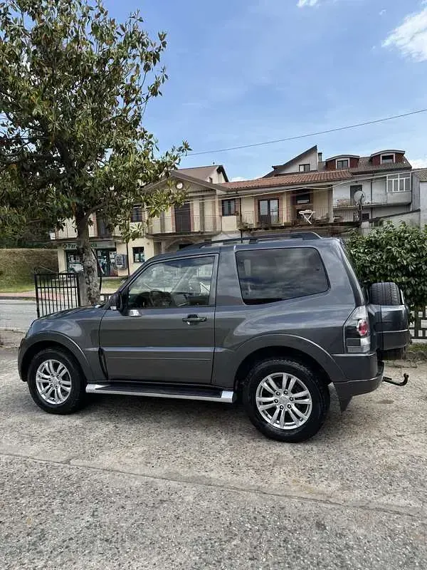 Usata Mitsubishi Pajero 200 CV (147 kW) 2014 SUV