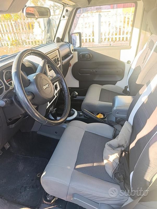 Usata Jeep Wrangler 200 CV (147 kW) 2010 SUV