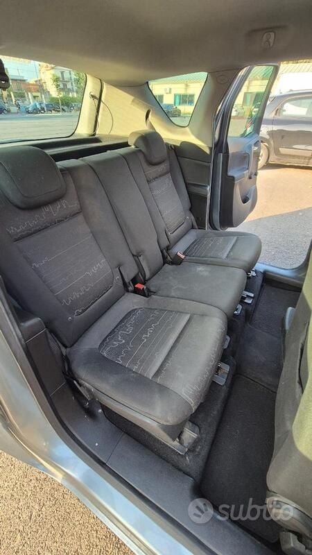 Usata Opel Meriva 95 CV (69 kW) 2013 Grigio Monovolume