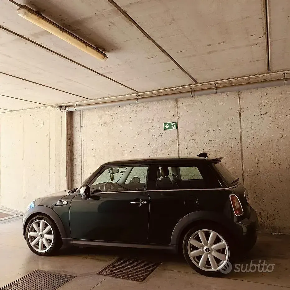 Usata Mini Cooper D Chili 109 CV (80 kW) 2009 Verde Utilitaria