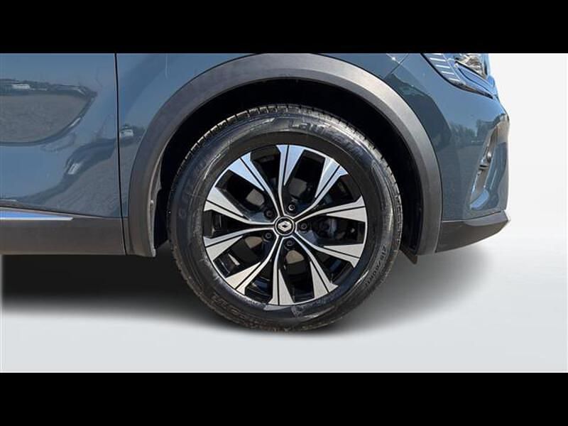 Usata Renault Captur Intens 101 CV (74 kW) 2023 Blu scuro SUV