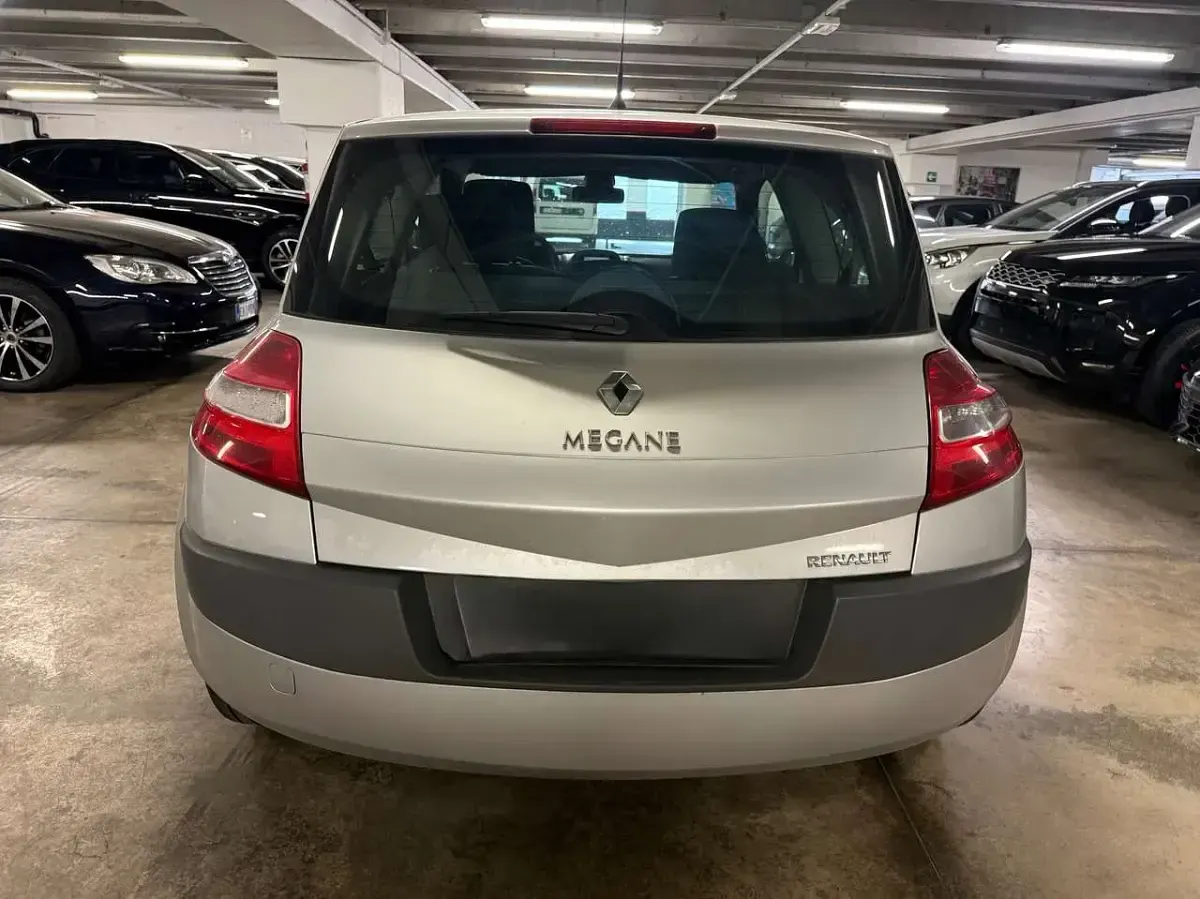 Usata Renault Mégane 131 CV (96 kW) 2007 Argento Berlina