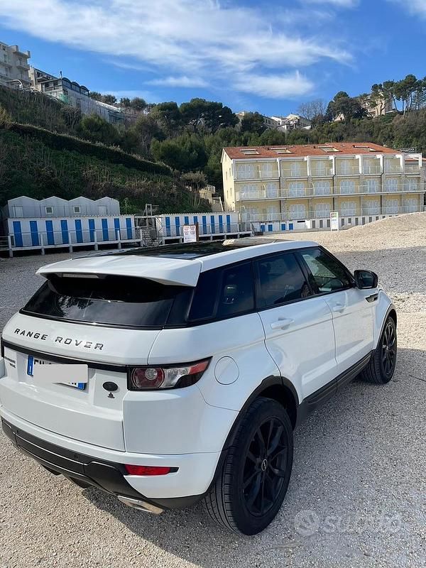 Usata Land Rover Range Rover evoque 150 CV (110 kW) 2012 Bianco SUV