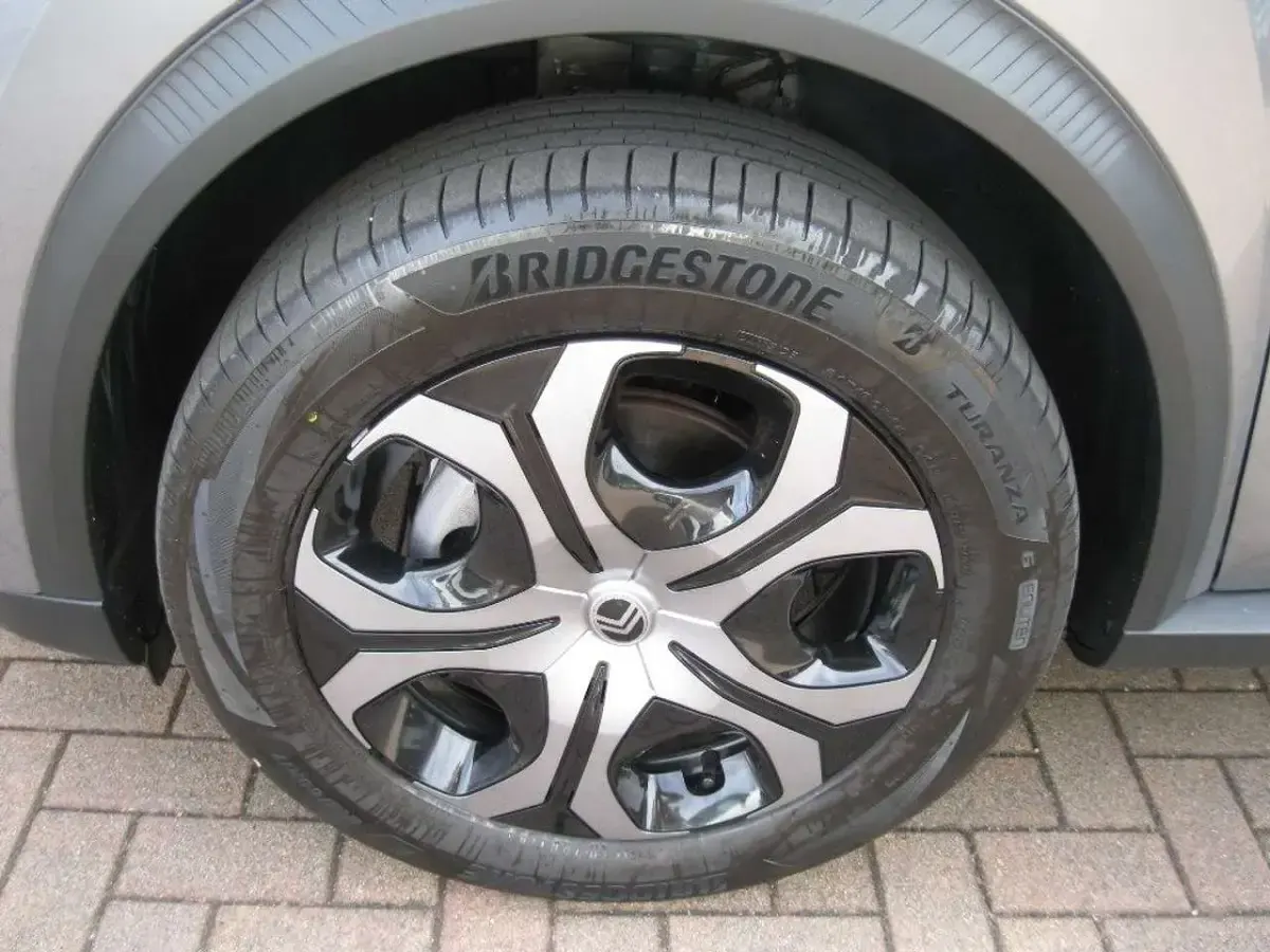 Usata Citroën C3 Aircross PureTech 101 CV (74 kW) 2025 Mercury grey SUV