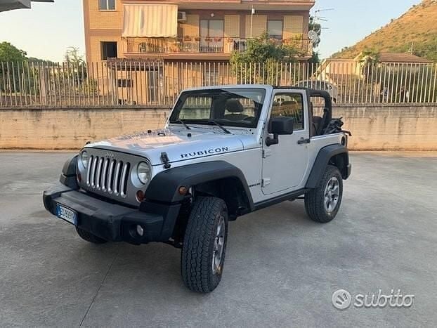 Usata Jeep Wrangler Rubicon 200 CV (147 kW) 2011 SUV