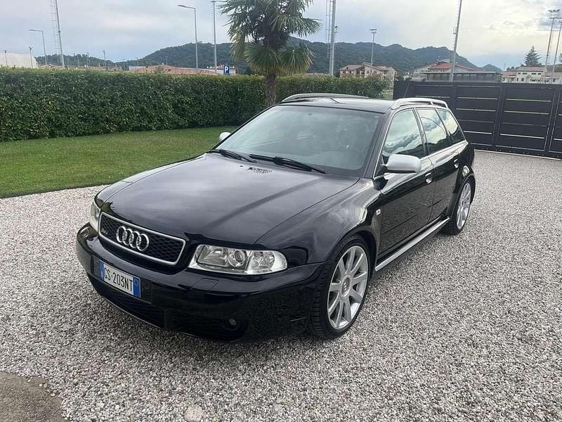 Usata Audi RS4 Ambiente 381 CV (280 kW) 2001 Station wagon