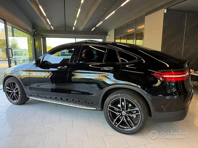 Usata Mercedes GLC220 Premium 169 CV (124 kW) 2017 Nero Coupé