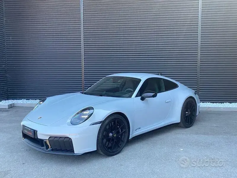 Usata Porsche 911 Carrera 4 GTS 541 CV (397 kW) 2025 Coupé