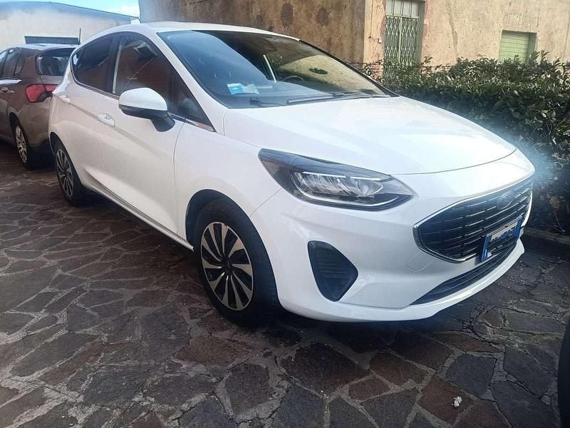 Bianco Usata 2022 Ford Fiesta Titanium Berlina | 10.700 € (Ottimo prezzo) - Immagine 1/4