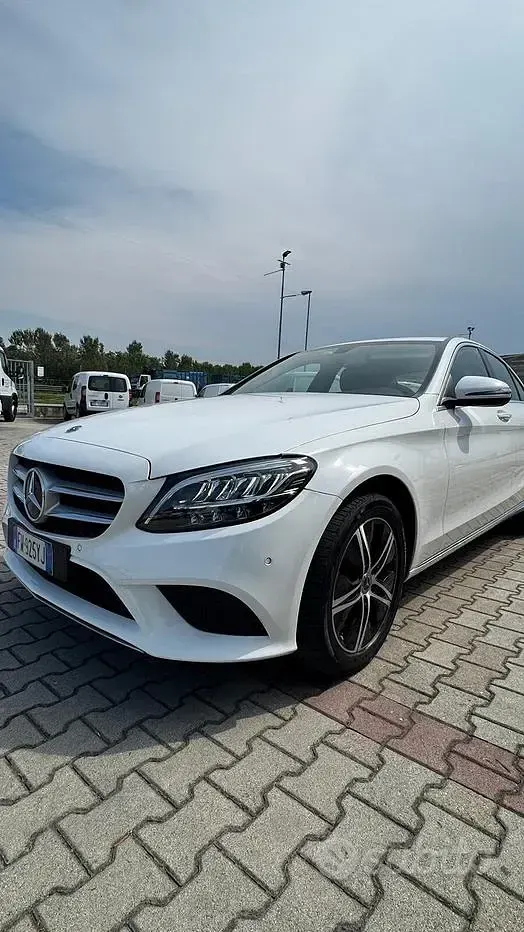 Usata Mercedes C220 Premium 194 CV (142 kW) 2019 Bianco Berlina
