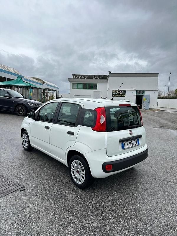 Usata Fiat Panda 69 CV (50 kW) 2015 Bianco Utilitaria