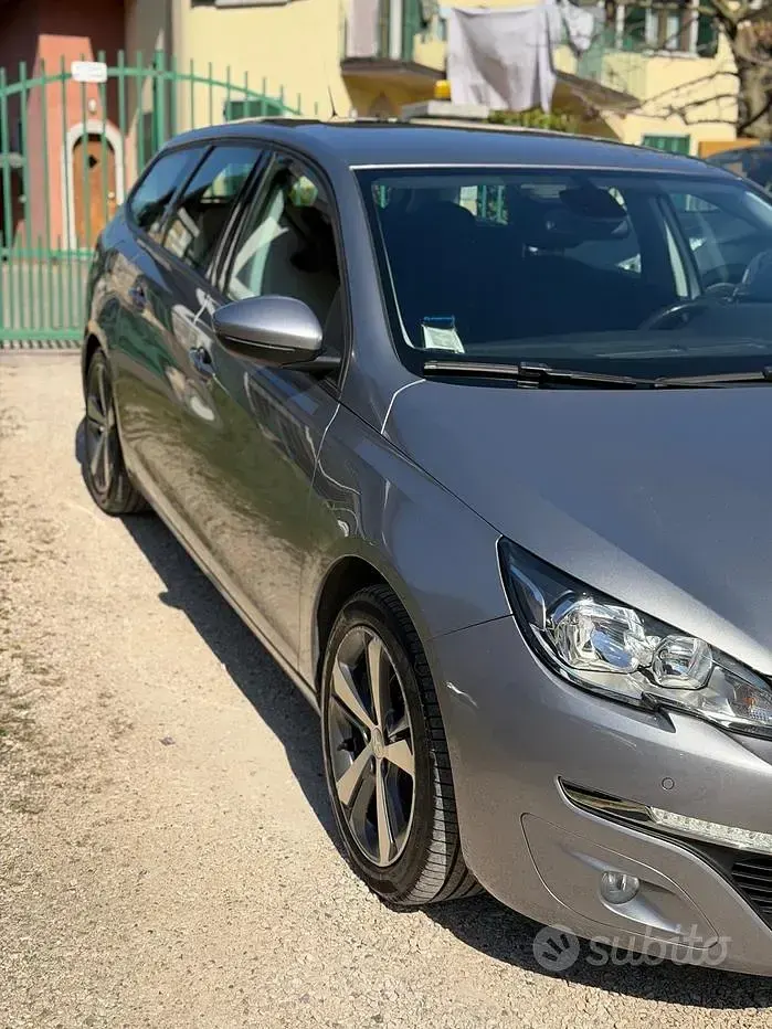 Usata Peugeot 308 Active 110 CV (80 kW) 2014 Grigio Station wagon