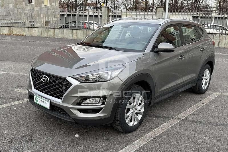 Grigio Usata 2019 Hyundai Tucson SUV | 17.100 € (Buon prezzo) - Immagine 1/4