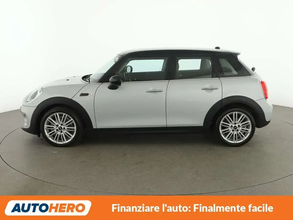 Usata Mini Cooper D 116 CV (85 kW) 2016 Argento Utilitaria