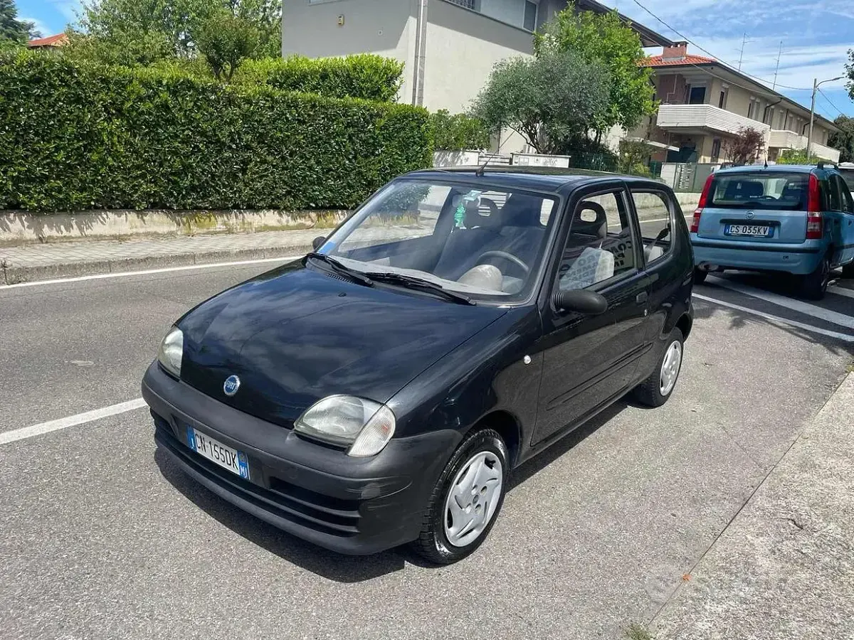 Usata Fiat Seicento Active 54 CV (39 kW) 2004 Nero Utilitaria