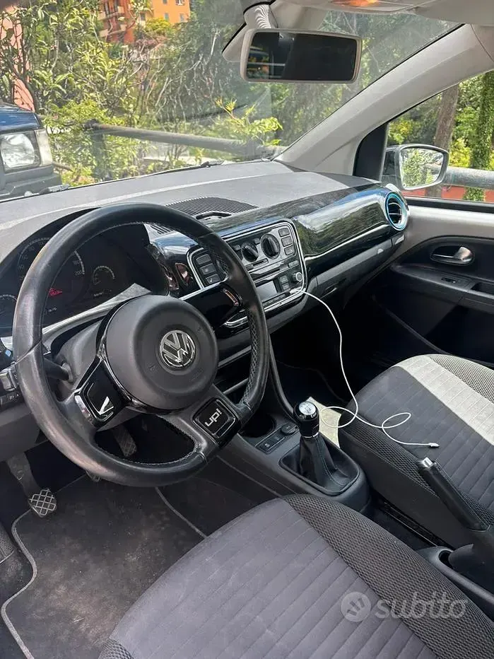 Usata VW up! 60 CV (44 kW) 2023 Utilitaria