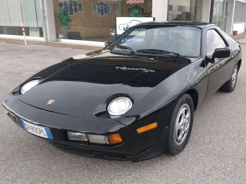 Nero Usata 1982 Porsche 928 Coupé | 21.800 € - Immagine 1/4