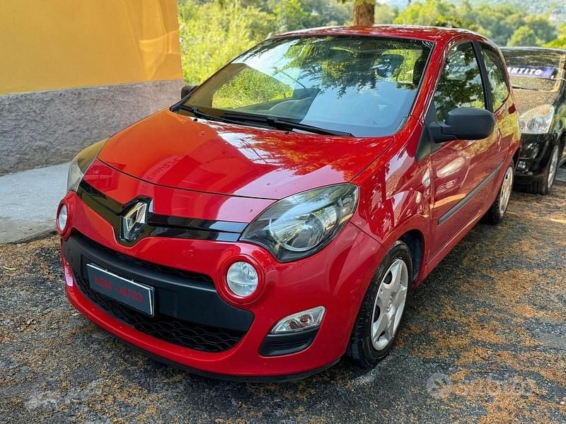 Usata Renault Twingo 75 CV (55 kW) 2013 Rosso Utilitaria