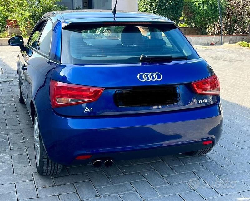 Usata Audi A1 122 CV (89 kW) 2010 Blu Utilitaria