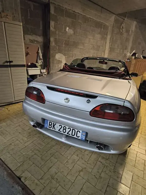 Usata MG F 120 CV (88 kW) 2000 Cabrio