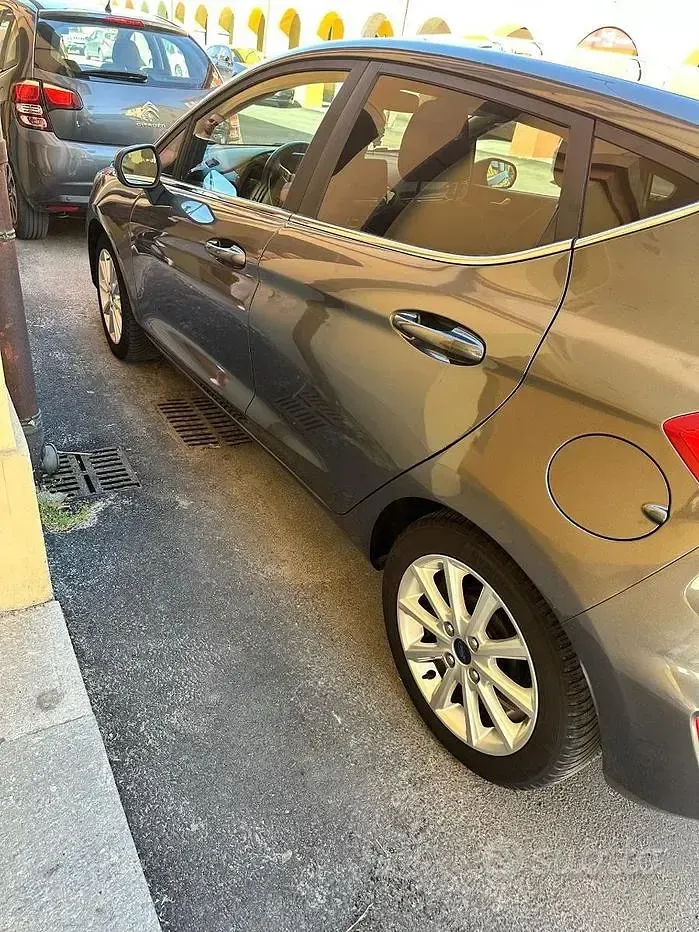 Usata Ford Fiesta Titanium 75 CV (55 kW) 2019 Nero Utilitaria