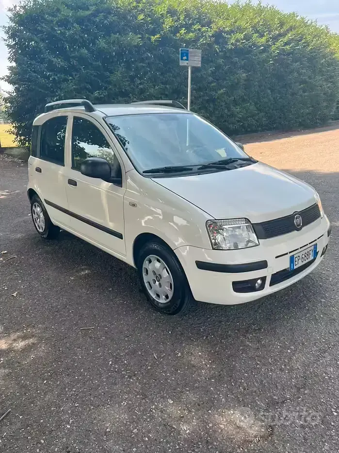 Usata Fiat Panda 69 CV (50 kW) 2012 Bianco Utilitaria
