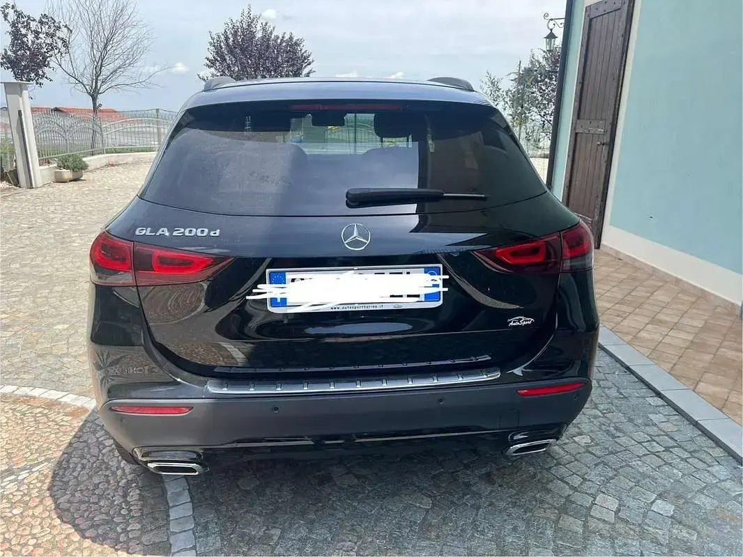 Usata Mercedes GLA200 Executive 150 CV (110 kW) 2021 SUV