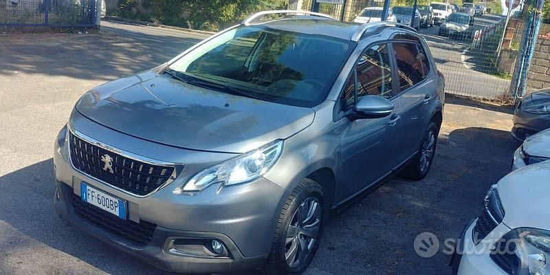 Usata Peugeot 2008 75 CV (55 kW) 2016 Grigio SUV