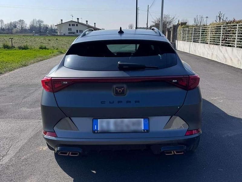 Usata Cupra Formentor VZ2 245 CV (180 kW) 2022 Grigio SUV