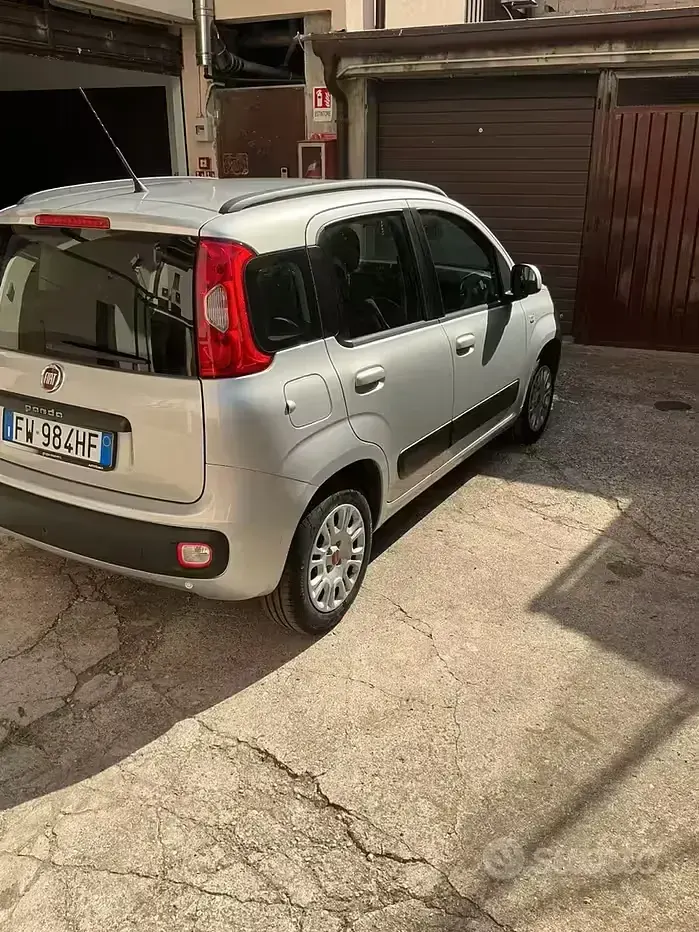 Usata Fiat Panda Lounge 69 CV (50 kW) 2019 Grigio Utilitaria