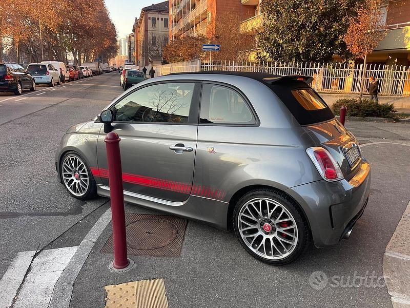 Usata Abarth 500C 135 CV (99 kW) 2015 Grigio Cabrio