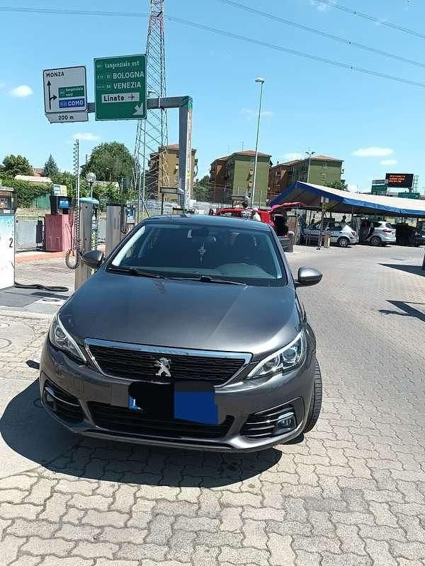 Usata Peugeot 308 SW Business-Line 131 CV (96 kW) 2018 Station wagon