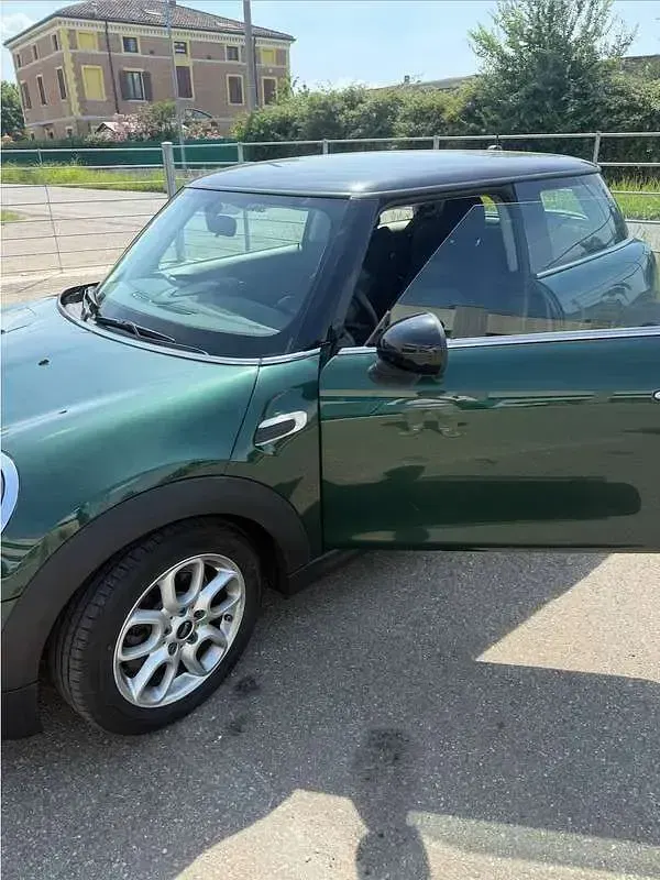 Usata Mini ONE 75 CV (55 kW) 2014 Verde Utilitaria