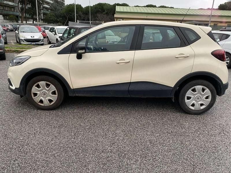 Usata Renault Captur Life 90 CV (66 kW) 2018 Bianco SUV